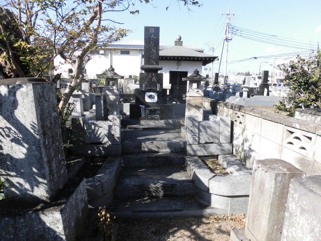 3.金井淑幸家前